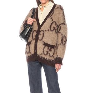 Authentic brown Gucci alpaca sweater